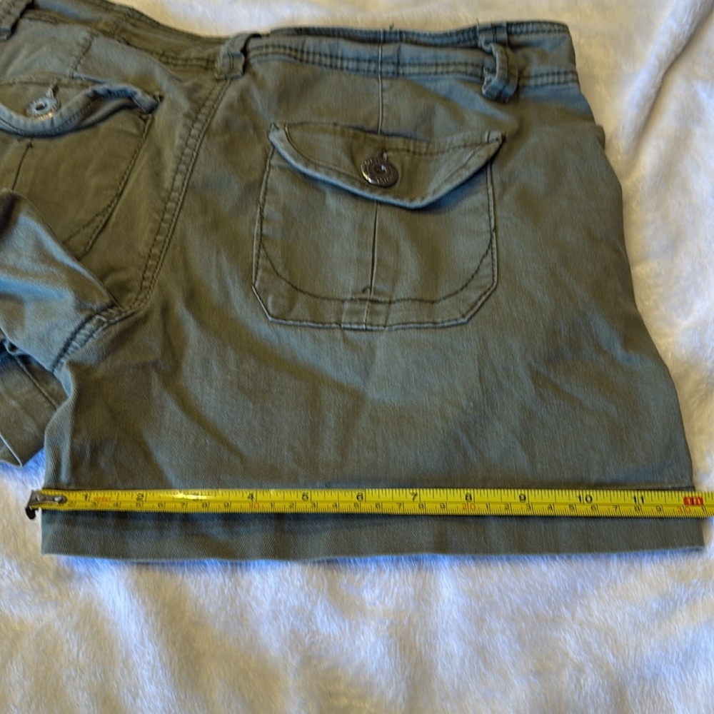 Faded Glory Green Cargo Shorts Relaxed Fit Cotton and Spandex Stretch - Picture 5 of 7